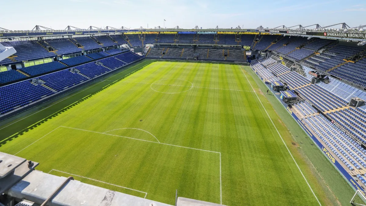 Brøndby-Stadion-Signify-ArenaVision-1