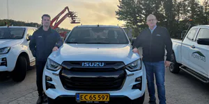 ISUZU leverer 12 nye D-MAX til Forstas 5