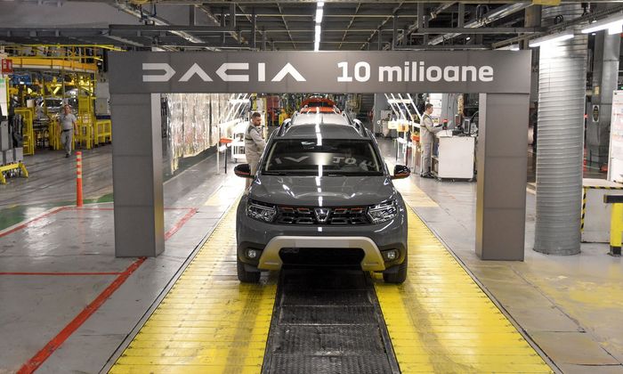 Dacia 10 mio