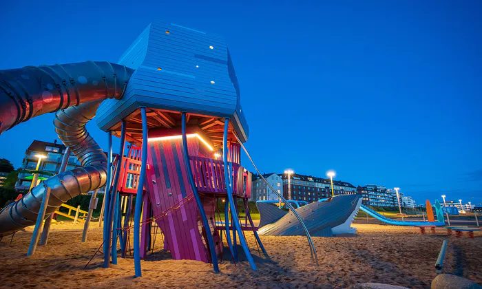 1_Surf playground-MONSTRUM-Fantastic playgrounds-509_1920