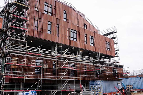 C2Elements teglbaguettes gør Midtbyens Gymnasium i Viborg til noget særligt