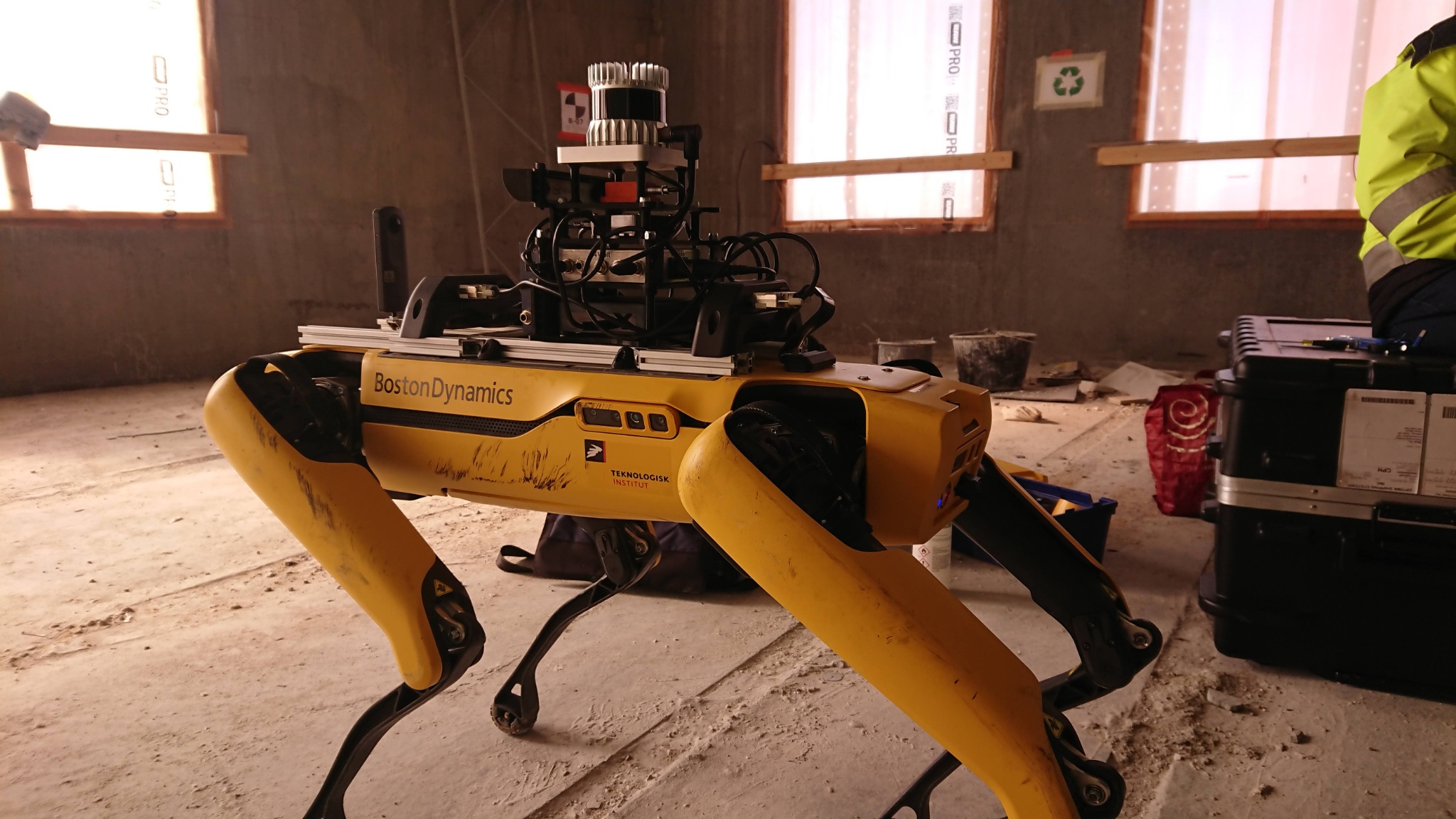 Mød SPOT - den første firbenede robot til scanninger af byggepladser i Danmark