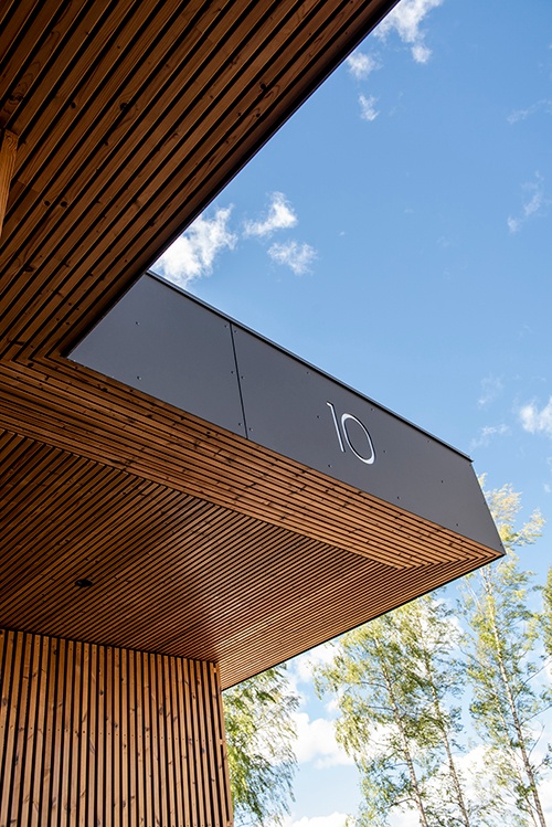 Luna Triple har modtaget Architecture Masterprize 2011 i kategorien Bæredygtige produkter Luna Triple 32x140 anvendt i House Sensujpg