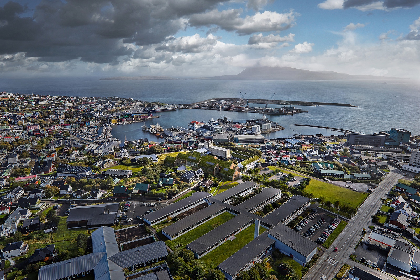 Henning Larsen - Faroe Islands University - Birdeye - CopyrightPlomp