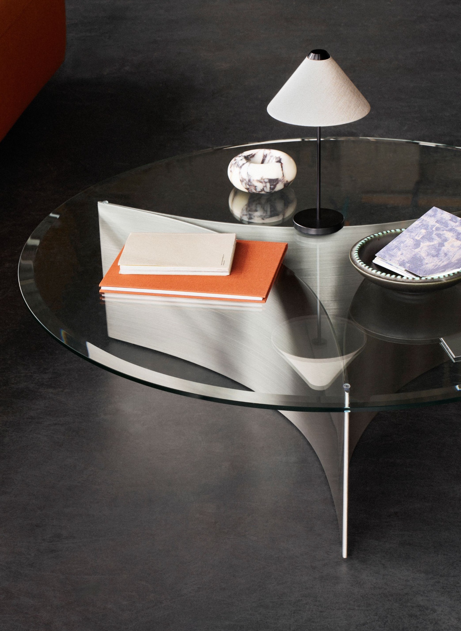 Wendelbo_Arc Coffee Table  Large_Brushed steel_300 dpi