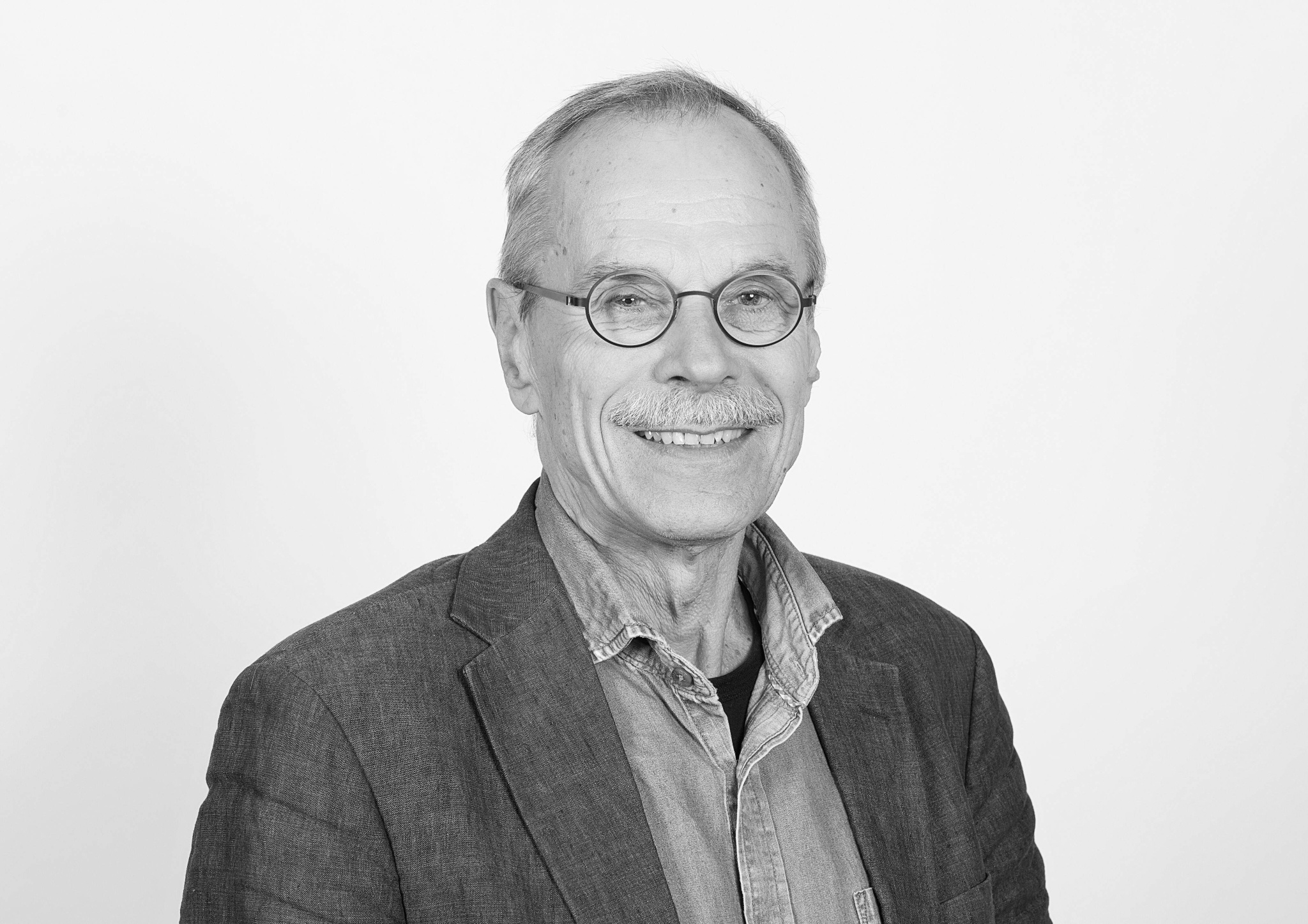 Henrik Suhr
