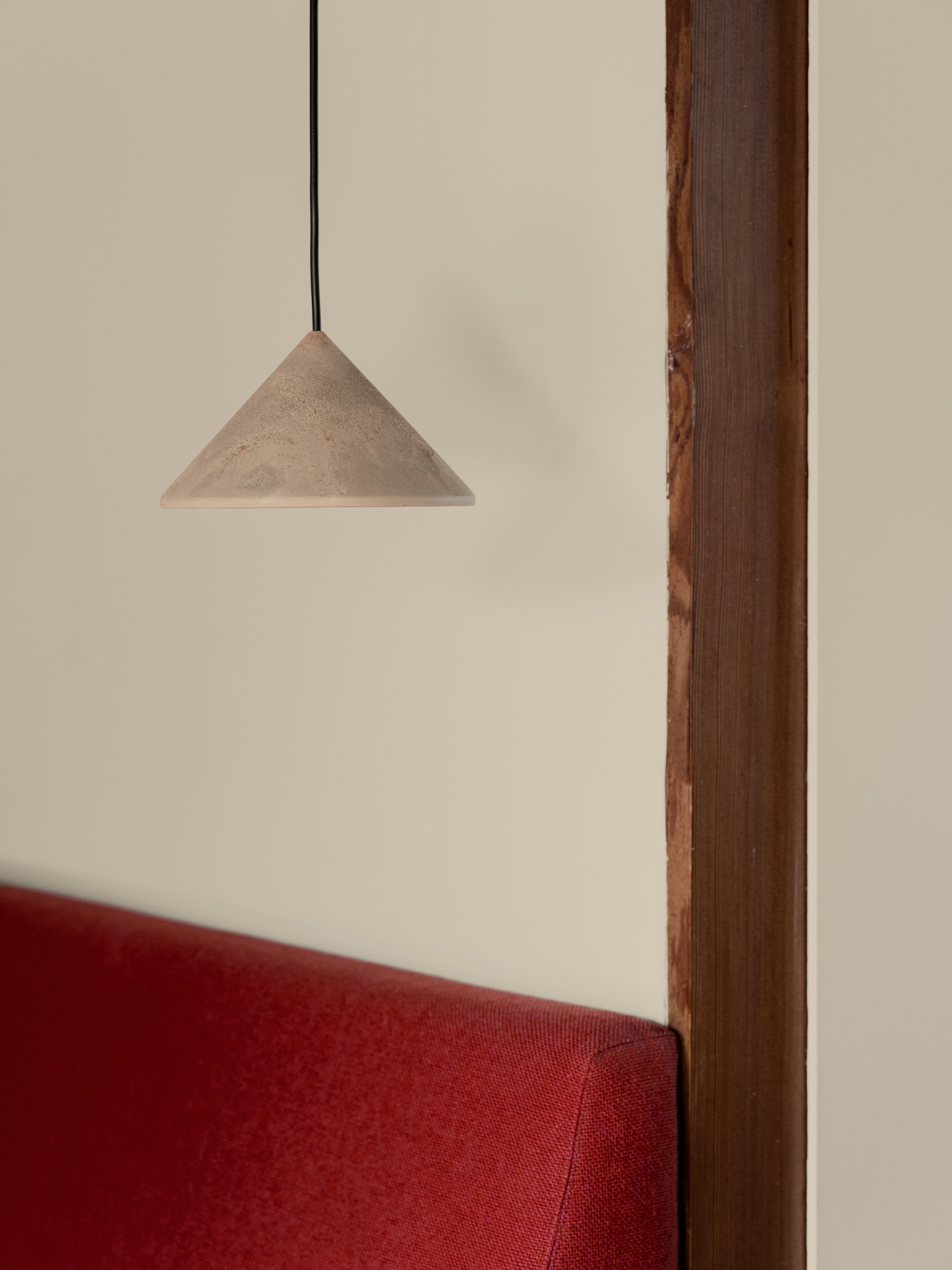 Mater_02541_Terra Pendant_CWL_300dpi_v2