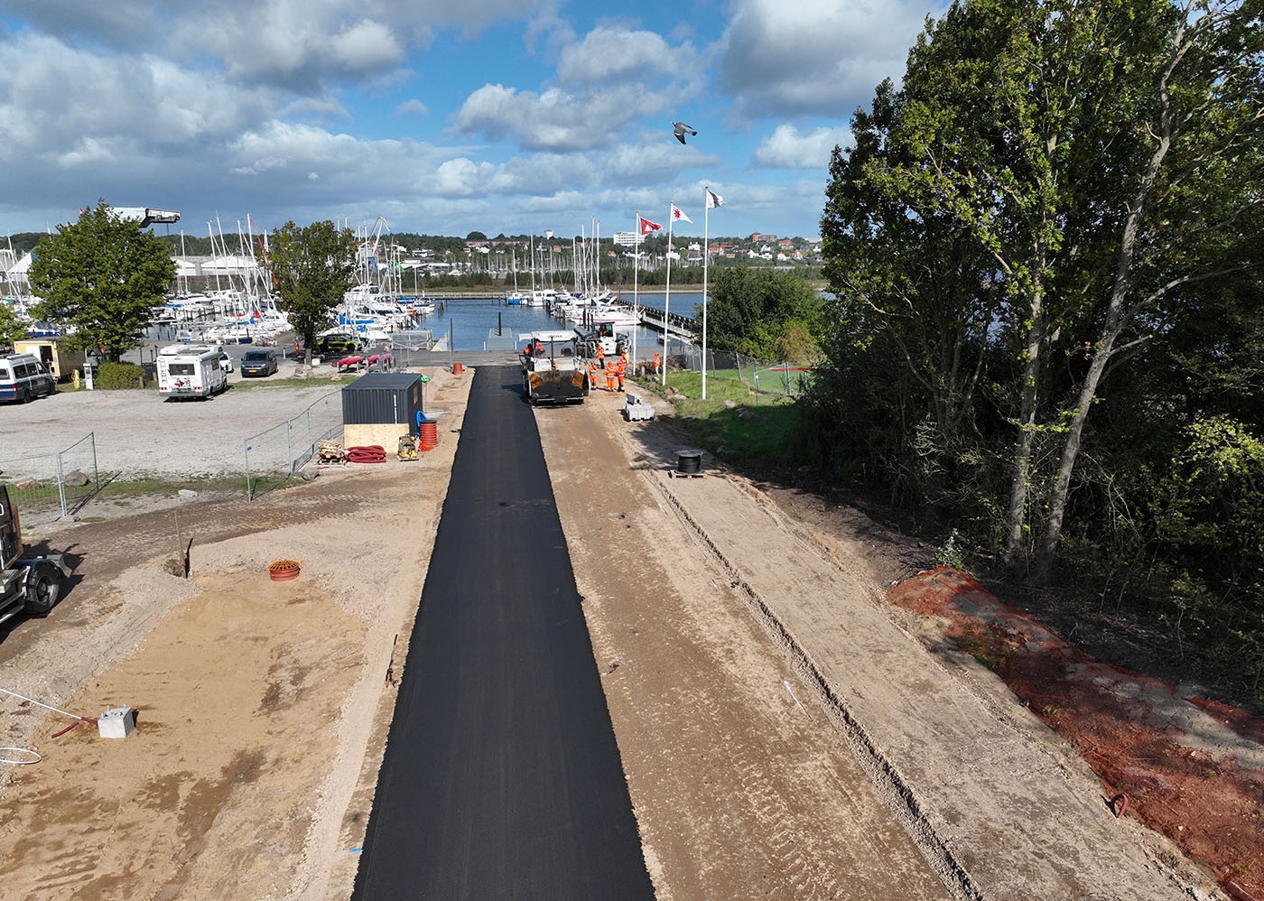 Nyasfalteret adgangsvej Marina Syd Foto Peab Asfalt