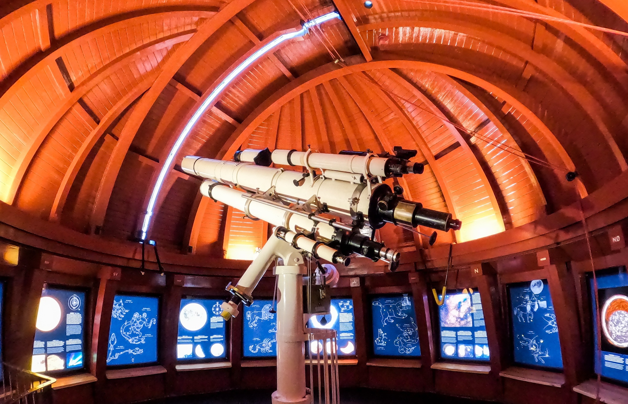 2ebf75db-f8ee-4800-a8f0-8070d3abf2d8