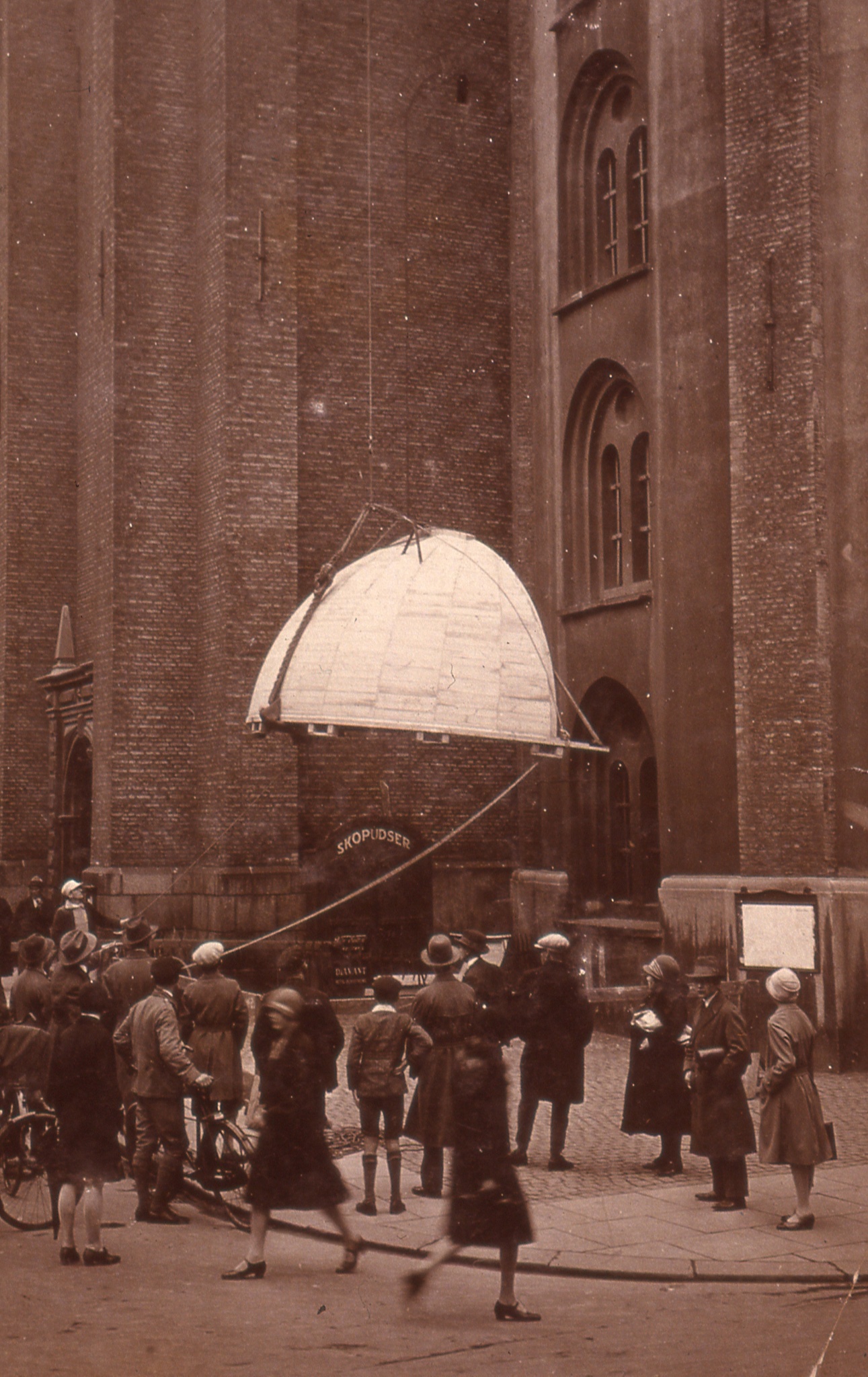 2a18d2f5-b60a-453c-9128-4d67025c9a19