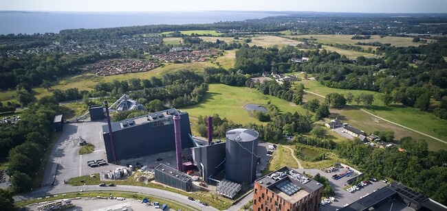 2a3u3pwv2295fh5b_650_1300