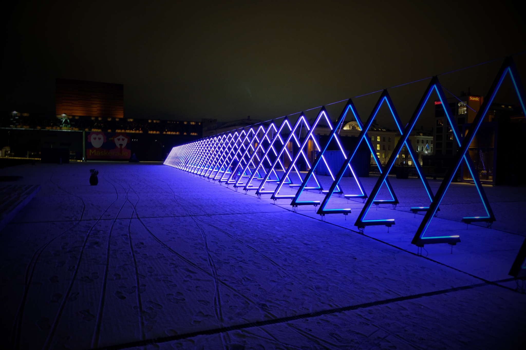 a0521d95-31bc-4a43-aaa1-6d1ac0956382