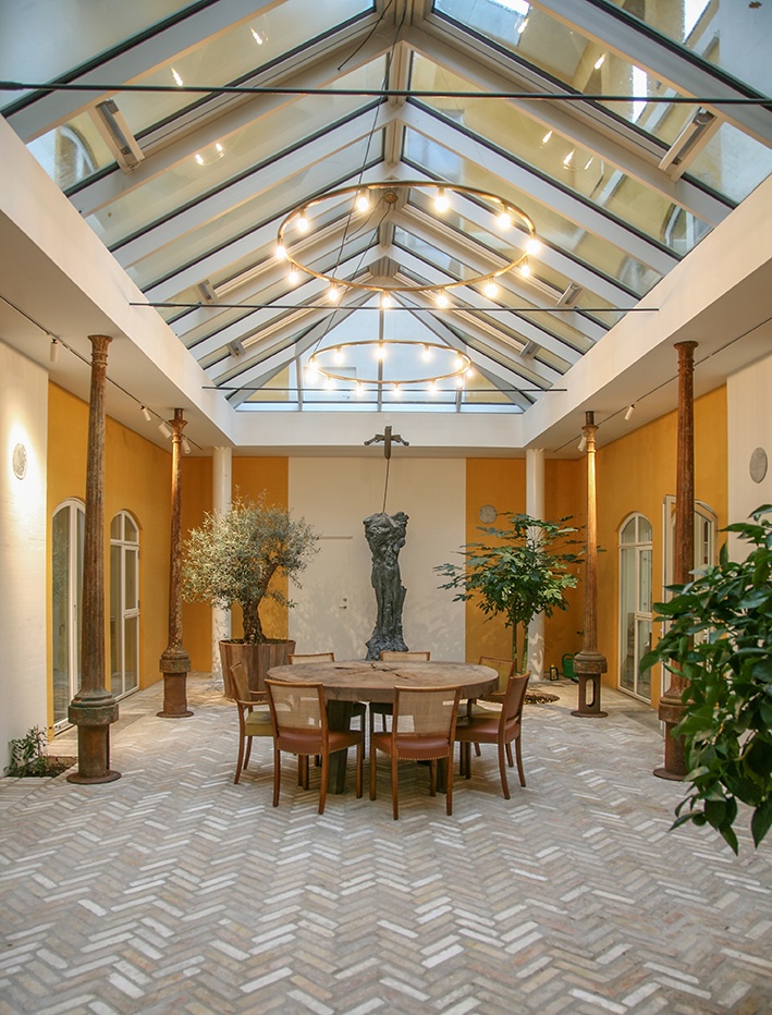 db4c2770-5c70-4c7f-94f6-baa944163944