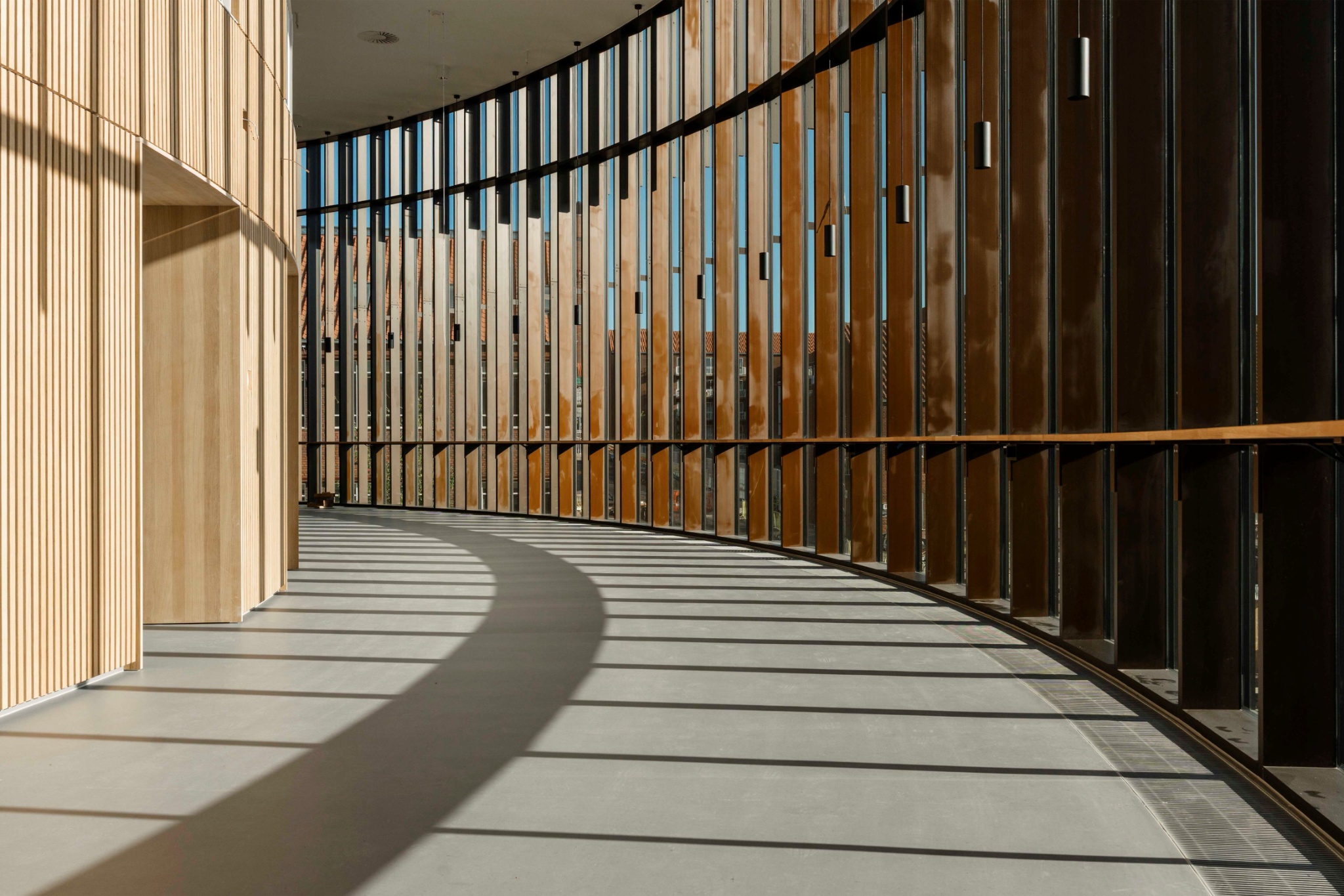 02_low_Universitetsparken