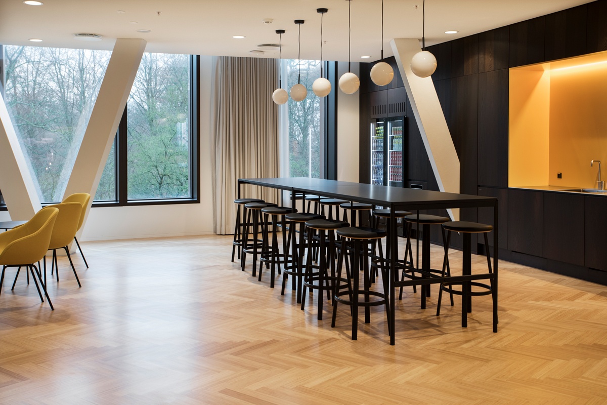 Carlsbergs-nye-hovedkontor_faellesområde_Tine-Bek