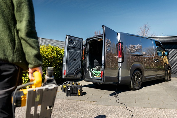KIA_PV5_CARGO_3