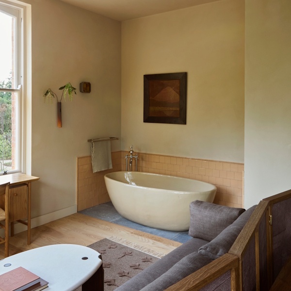 Toni-OMOS-ROOMS-Suite-2